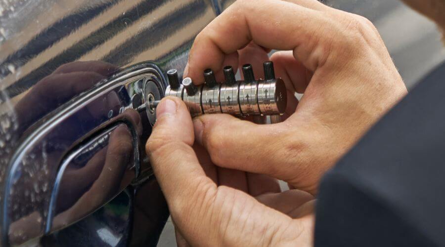 Expert Emergency Roof Repairs services in Somerset, IN